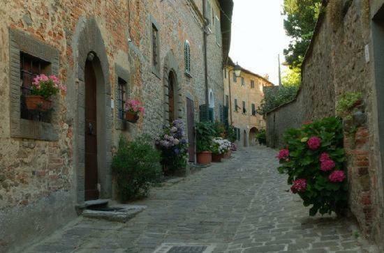 בורגו א בוג'יאנו Fuga In Toscana מראה חיצוני תמונה